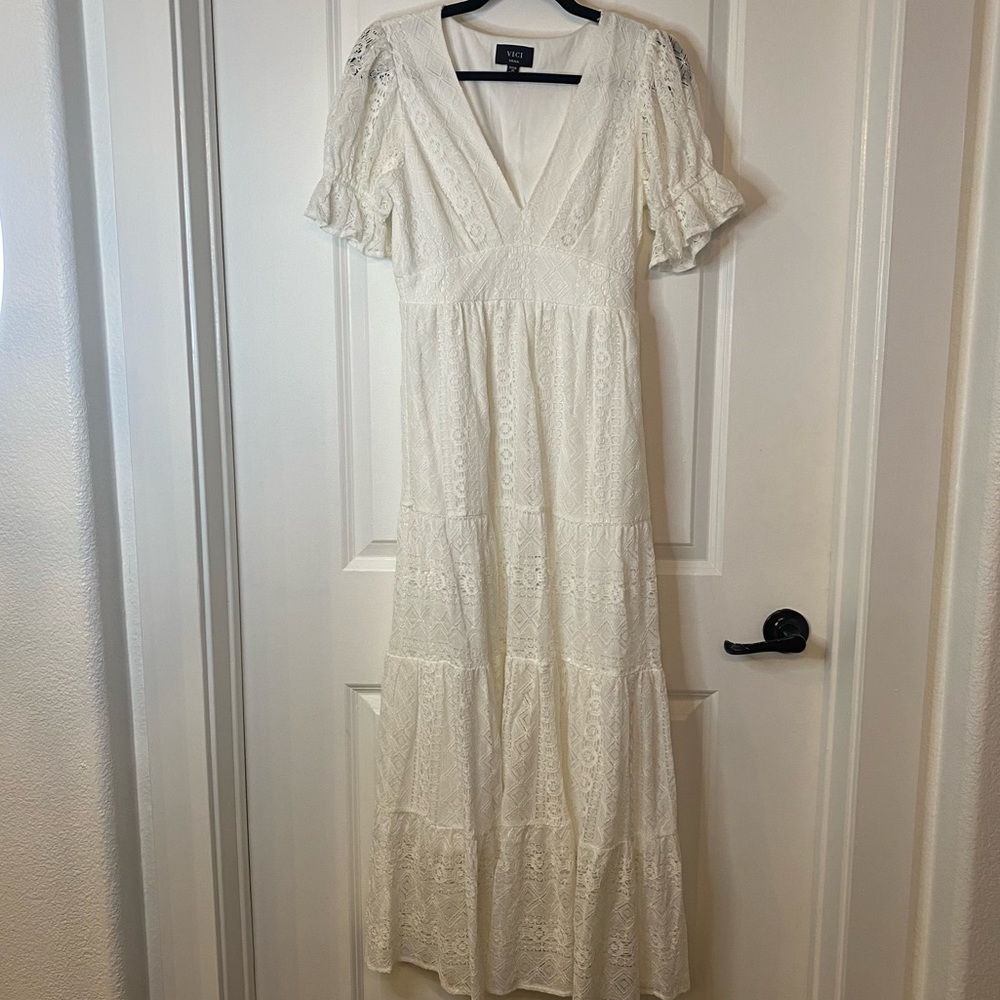 Vici White Lace Maxi Dress Size S
